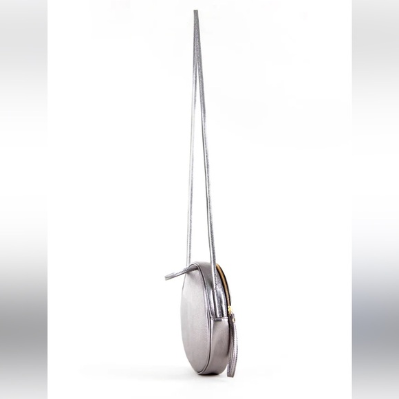 Topshop Round Sliver Crossbody Bag - Picture 7 of 13
